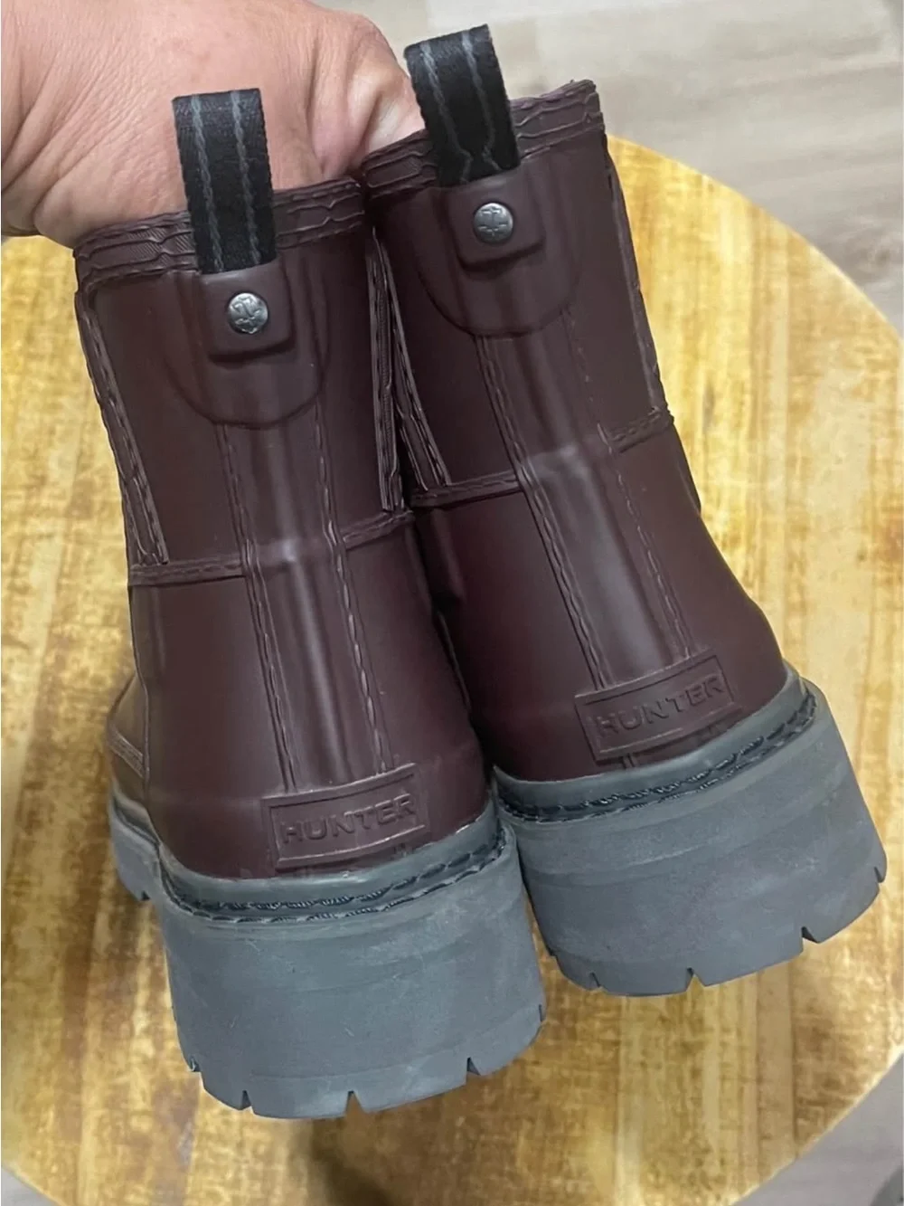 Hunter Women's Chelsea Rain Boots in Deep Burgundy size 8